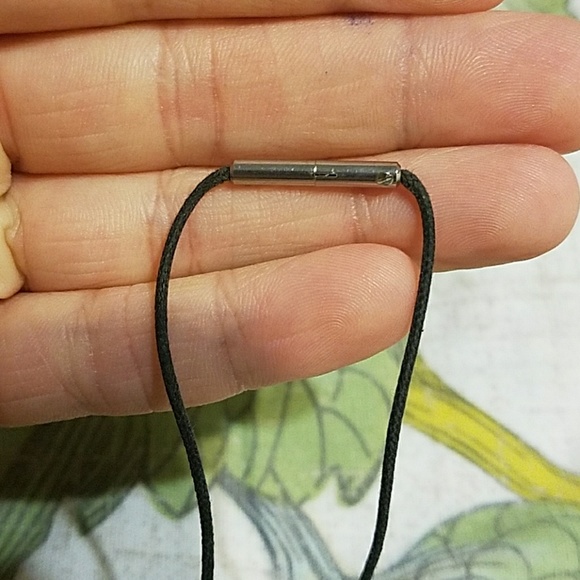 18K Gold Heart Necklace - Picture 6 of 7